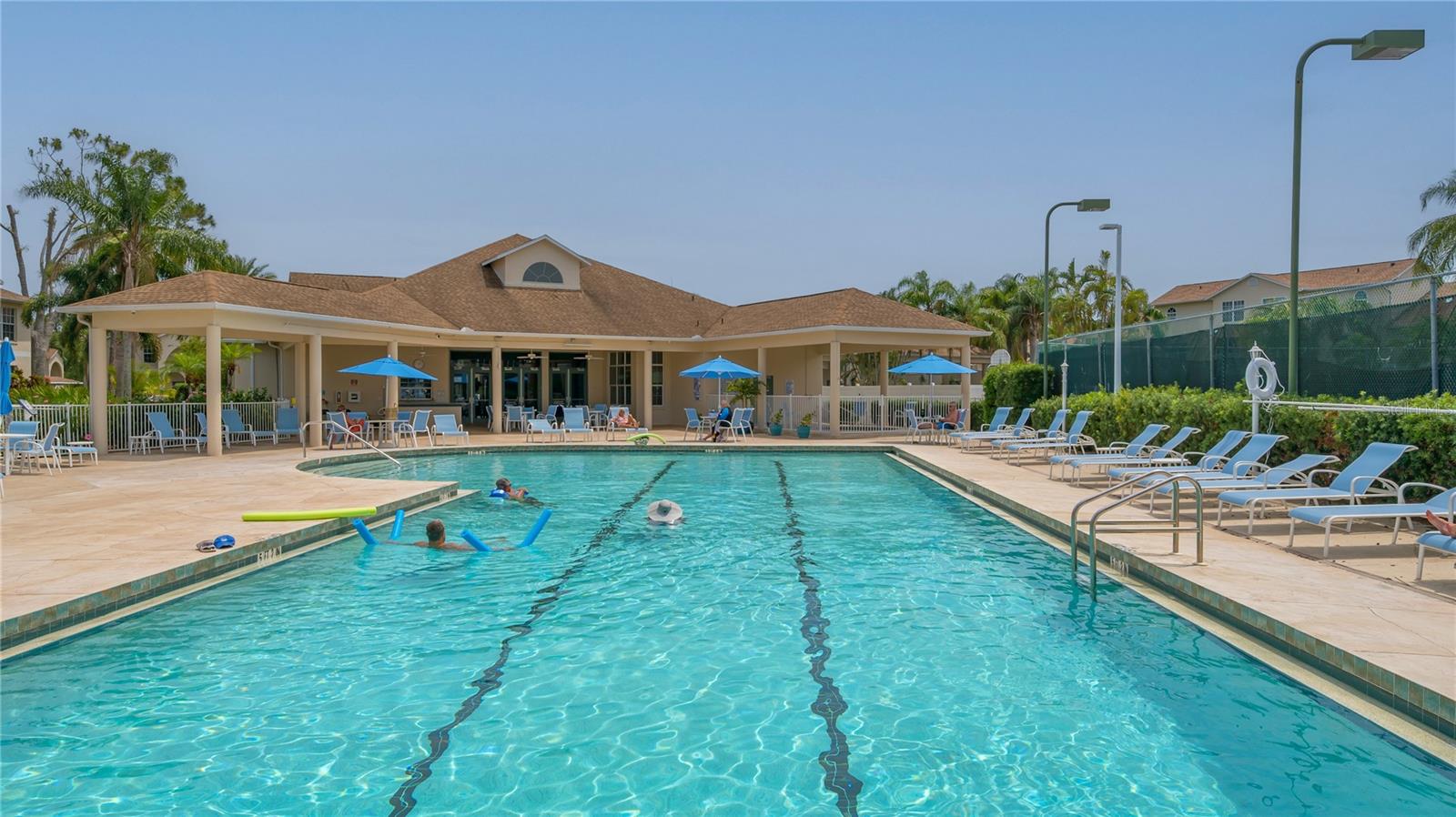 PINESTONE AT PALMER RANCH - Residential Lease