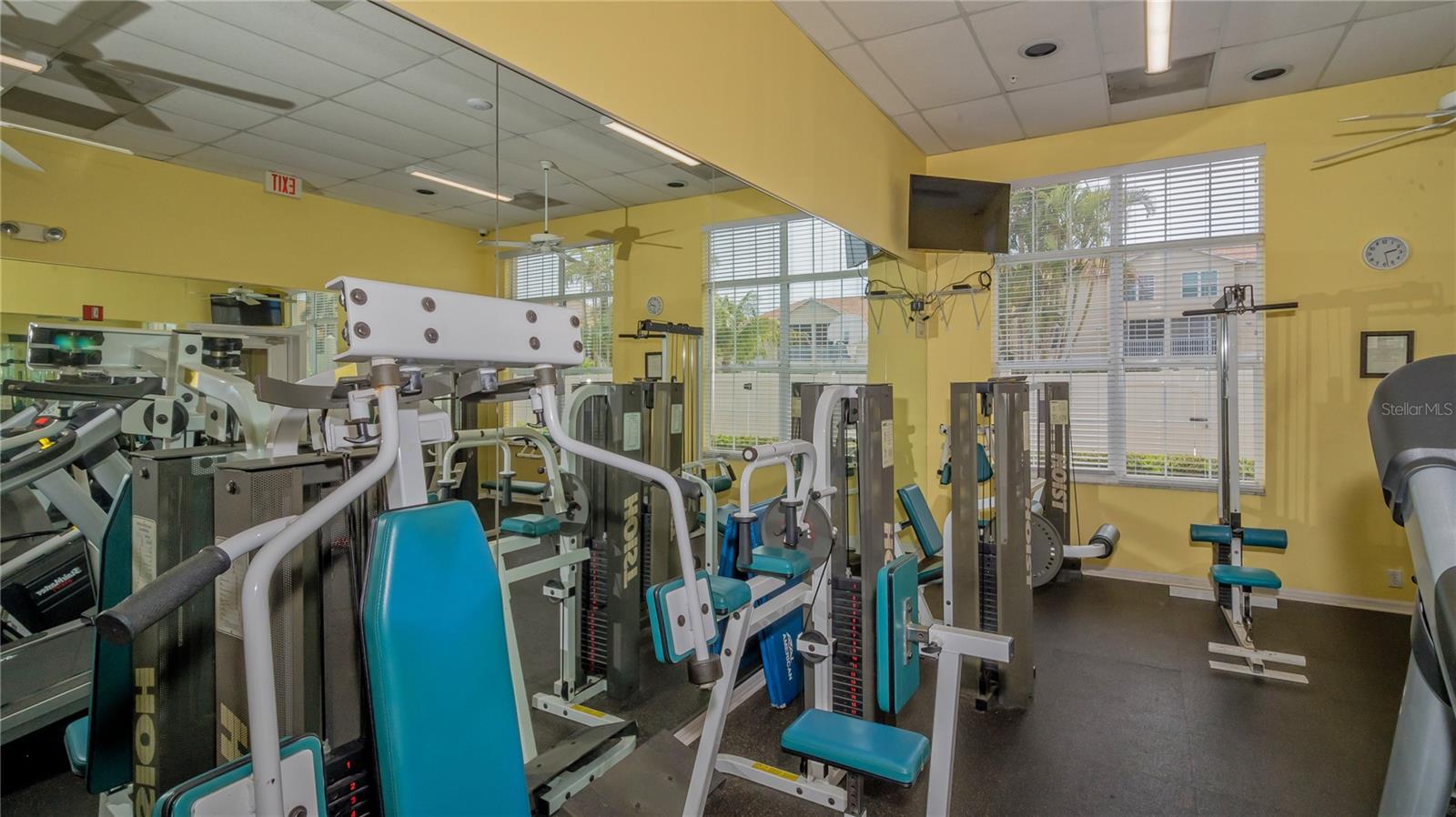 PINESTONE AT PALMER RANCH - Residential Lease