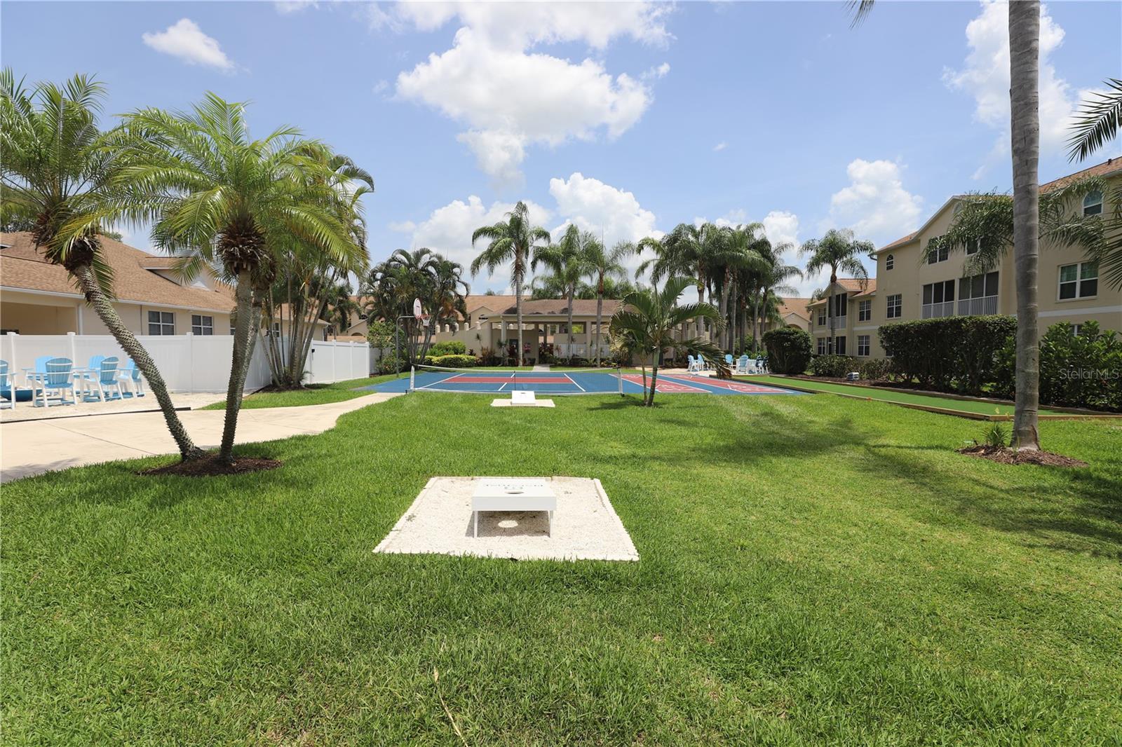 PINESTONE AT PALMER RANCH - Residential Lease
