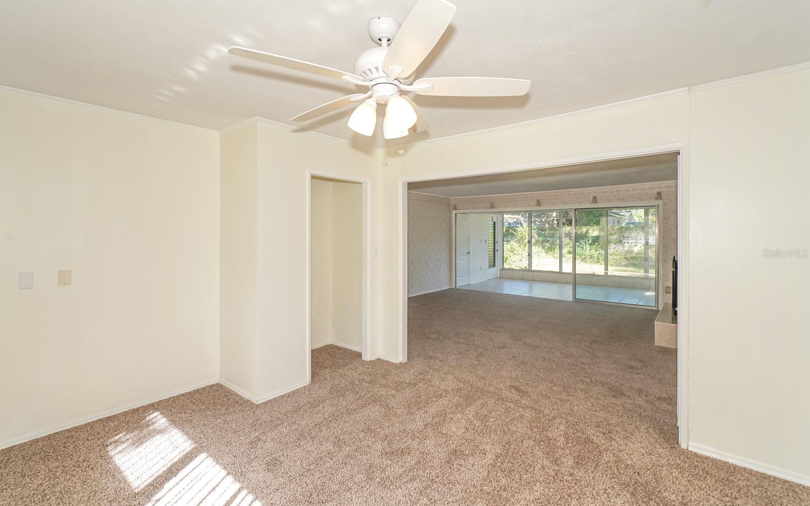 RINGLING BLVD SUB - Residential