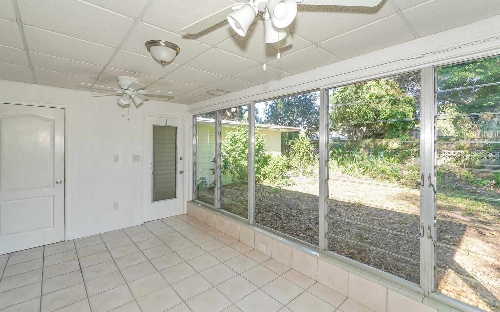 RINGLING BLVD SUB - Residential