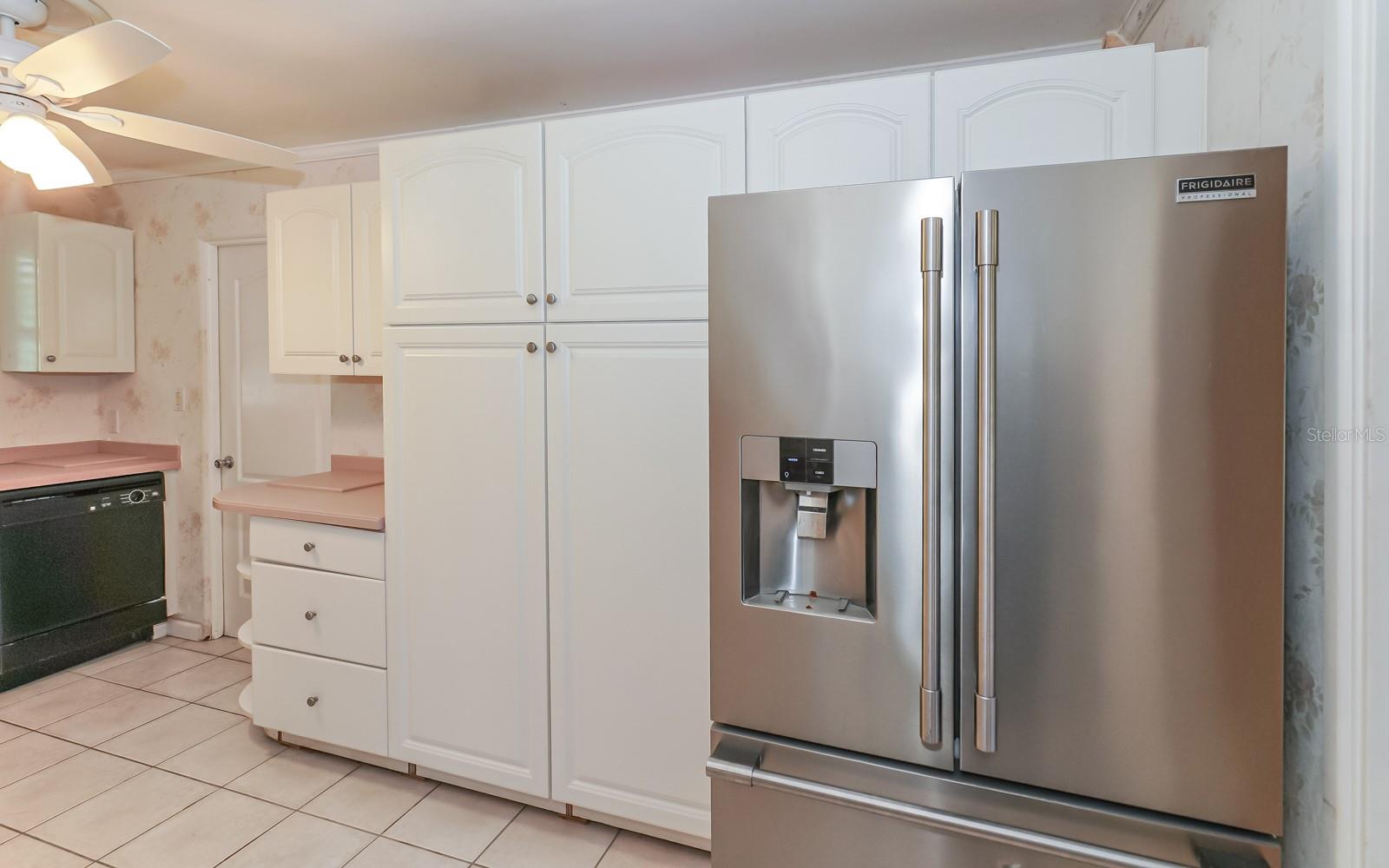 RINGLING BLVD SUB - Residential