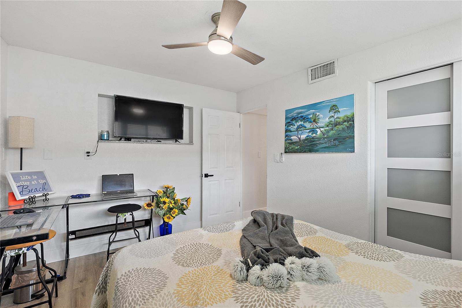 REDINGTON BEACH HOMES 6TH ADD - Residential