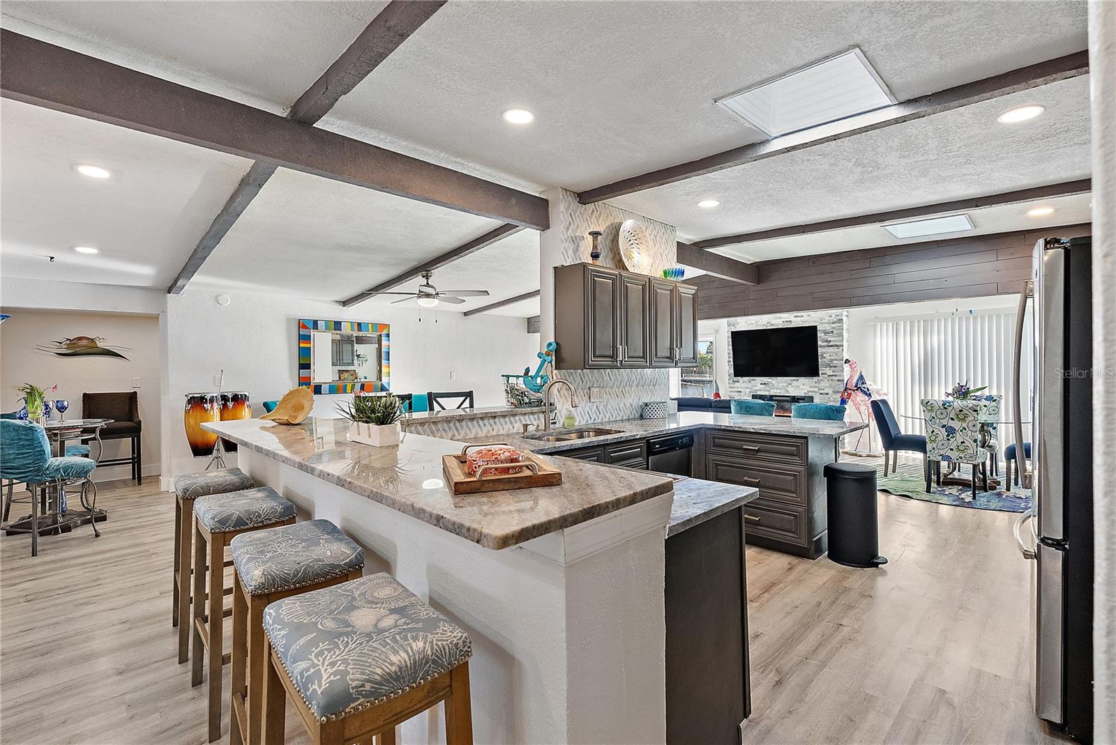 REDINGTON BEACH HOMES 6TH ADD - Residential