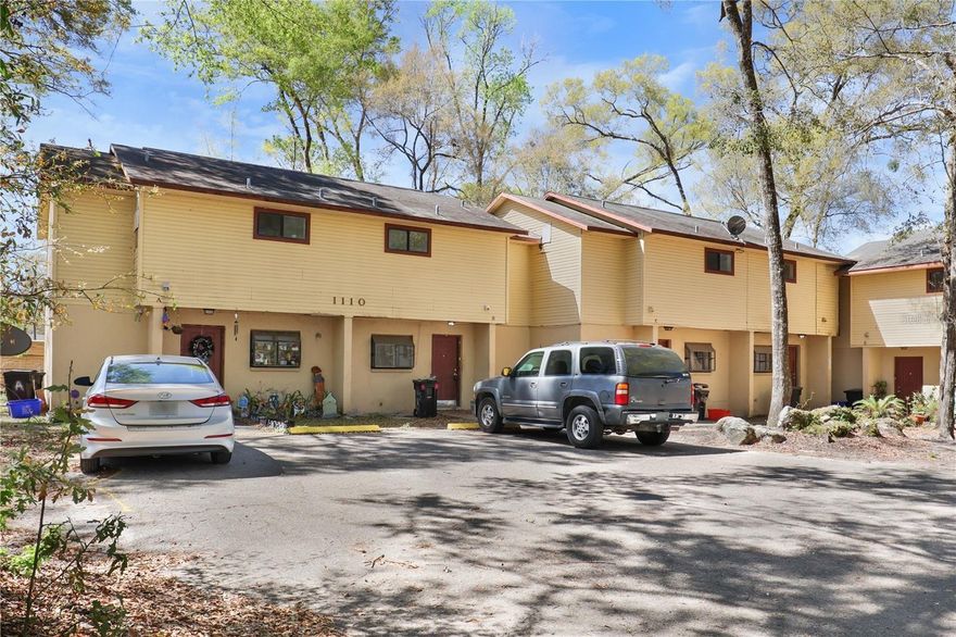 Welcome to this charming sixplex in Gainesville, where comfort and convenience meet in perfect harmony! Each unit features spacious 2
bedrooms and 2 baths, offering ample room for your family. The kitchen is a true highlight, designed for creating delicious meals to share with
loved ones. After a long day, unwind in the inviting great room, where natural light pours in through sliding glass doors, leading to an outdoor
area with endless potential – perfect for transforming into your very own cozy lanai. With the bathrooms and bedrooms upstairs, this layout
provides a peaceful retreat while keeping the living spaces open and connected. Don’t miss the chance to experience this warm and welcoming
home!
