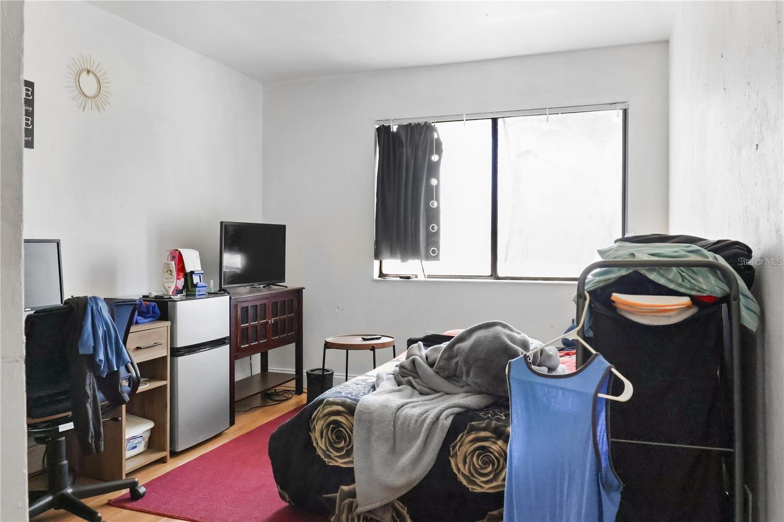 SUGARFOOT OAKS - Residential Income