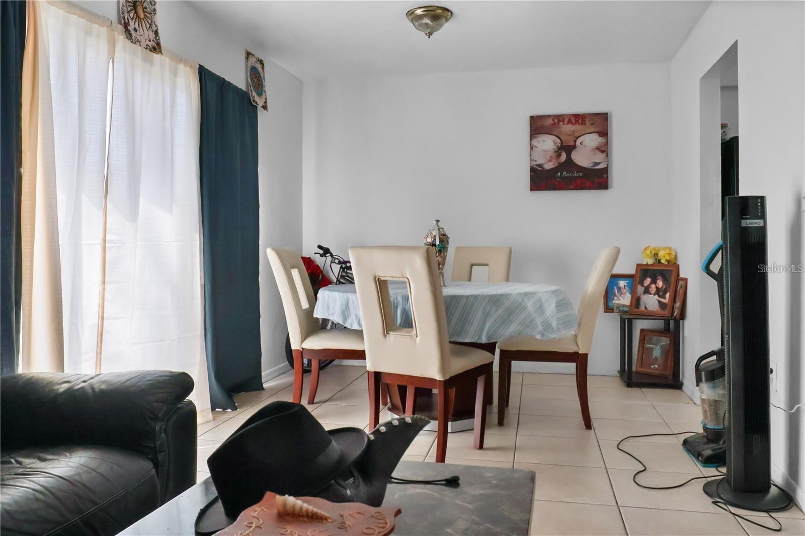 SUGARFOOT OAKS - Residential Income