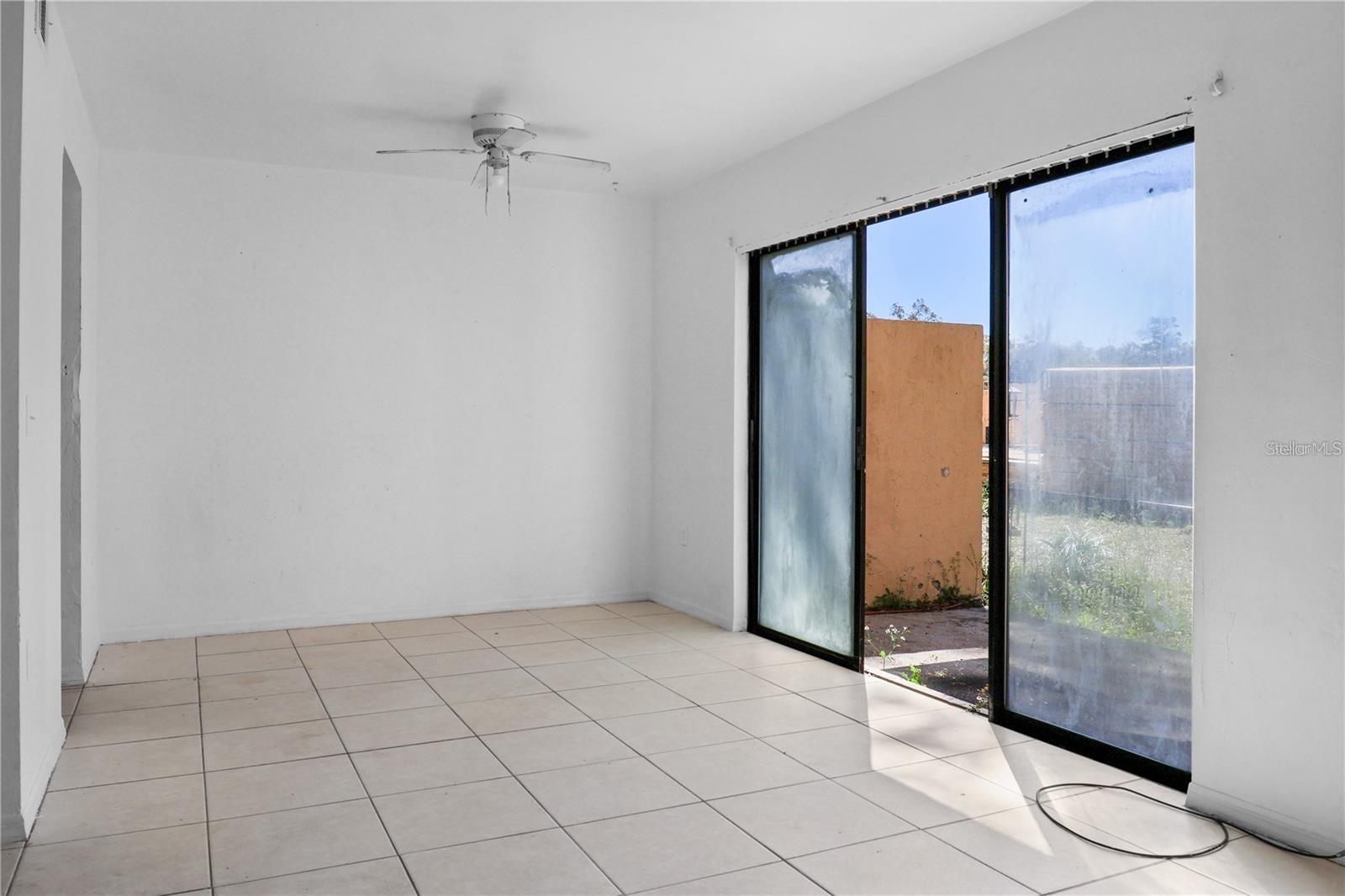 SUGARFOOT OAKS - Residential Income