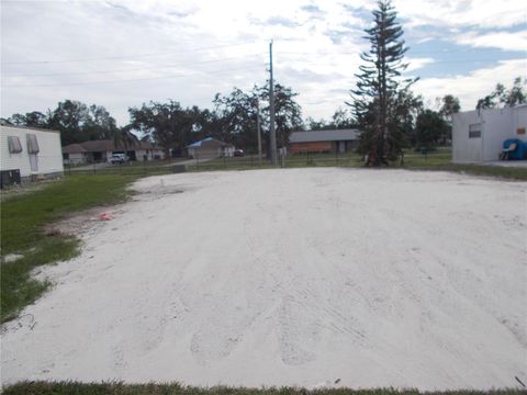 5094 PALENA BOULEVARD NORTH PORT FL 34287