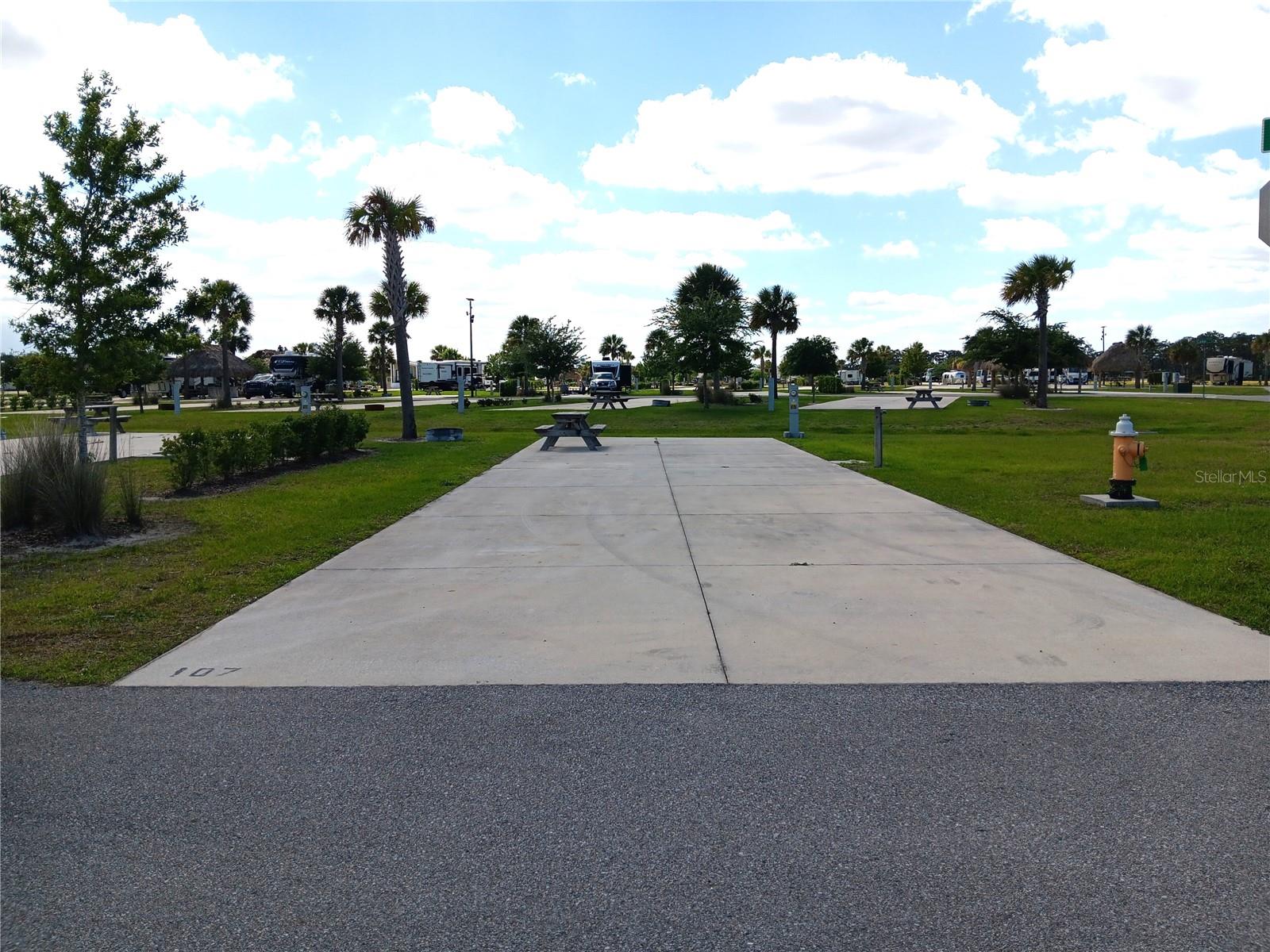 RESORT AT CANOPY OAKS - Land