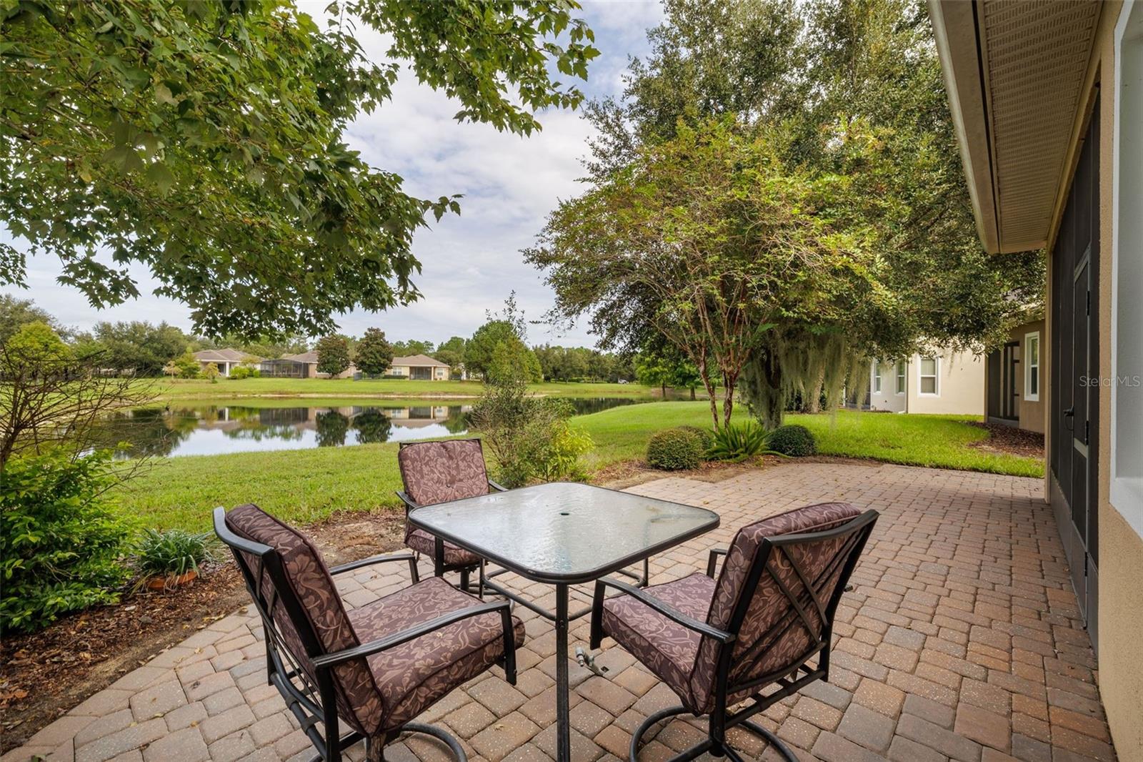 413 CYPRESS HILLS WAY