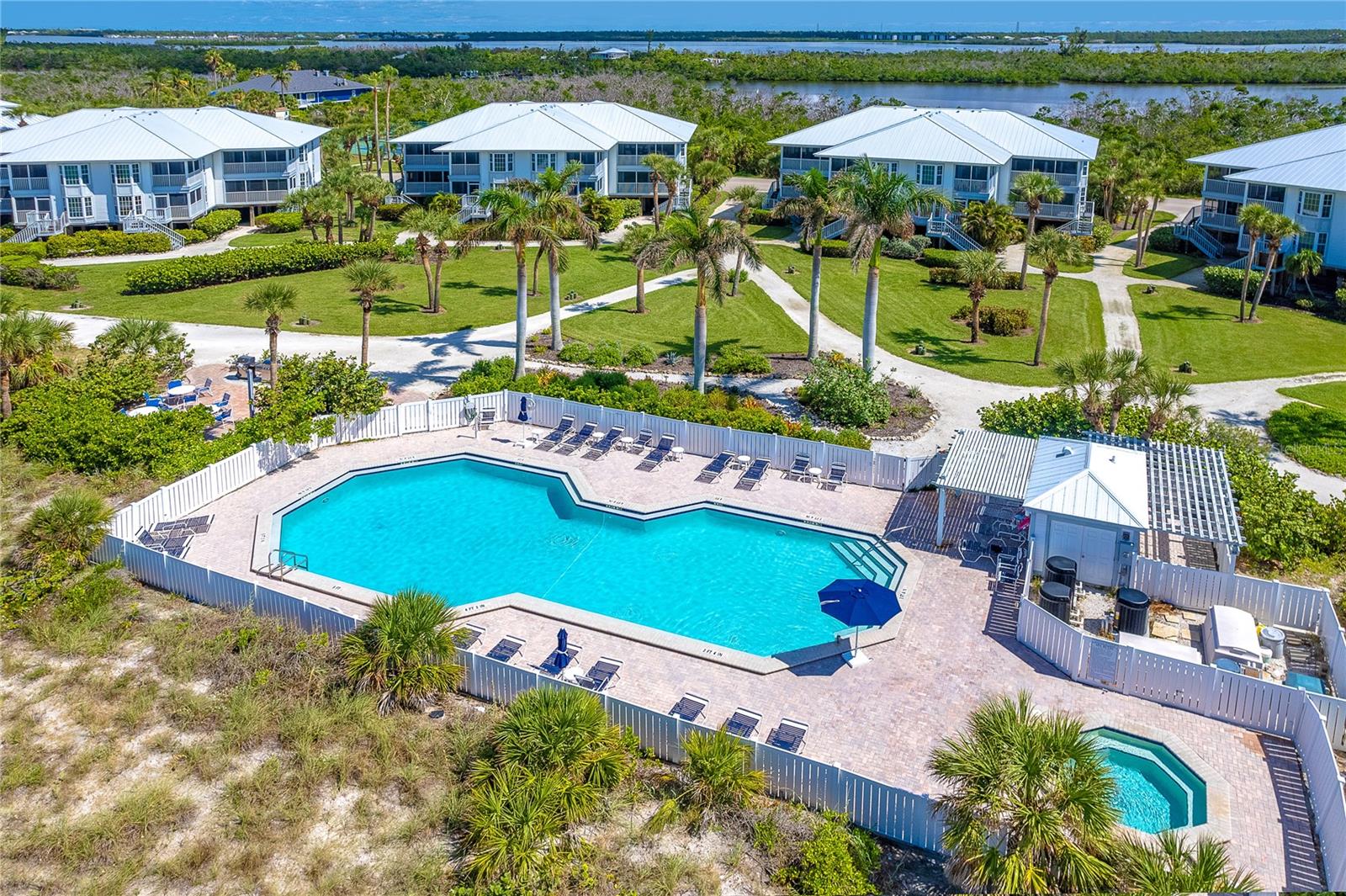 BEACH VILLAS BLDG 35 - Residential