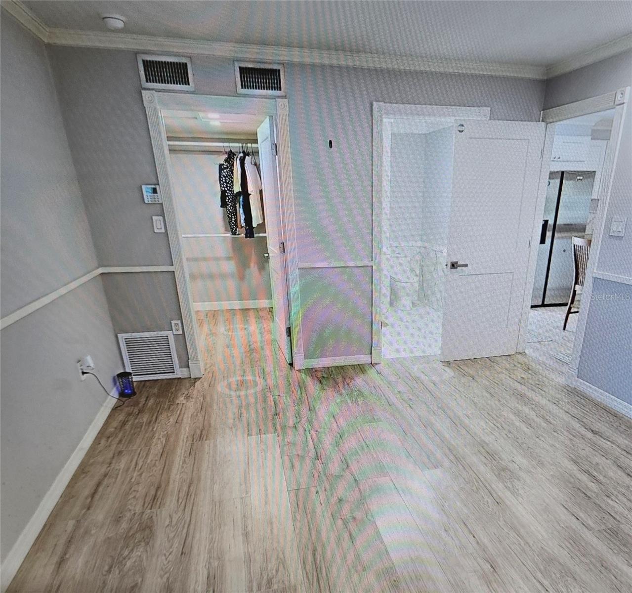 FROM A PT 25 FT E OF NW COR OF SW 1/4 OF SE 1/4 OF - Residential