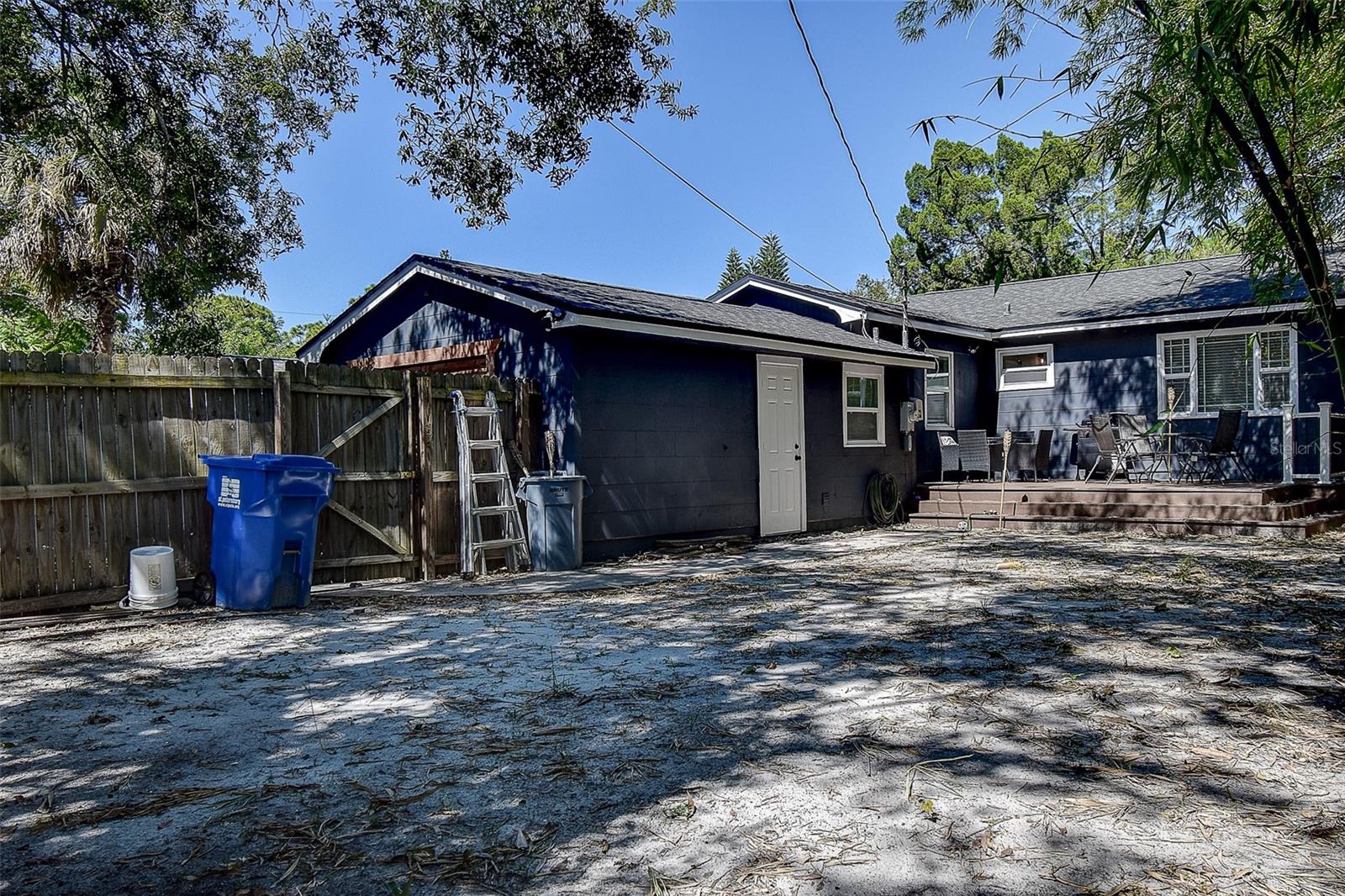 HALLS CENTRAL AVE 3 - Residential