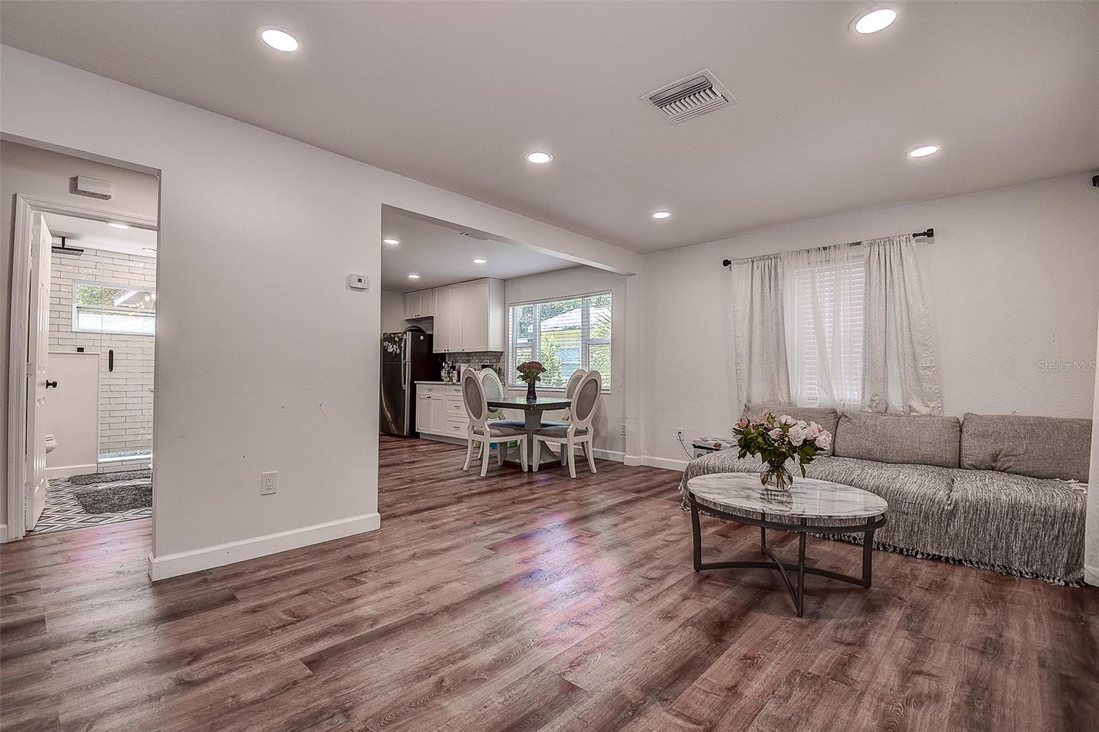 HALLS CENTRAL AVE 3 - Residential