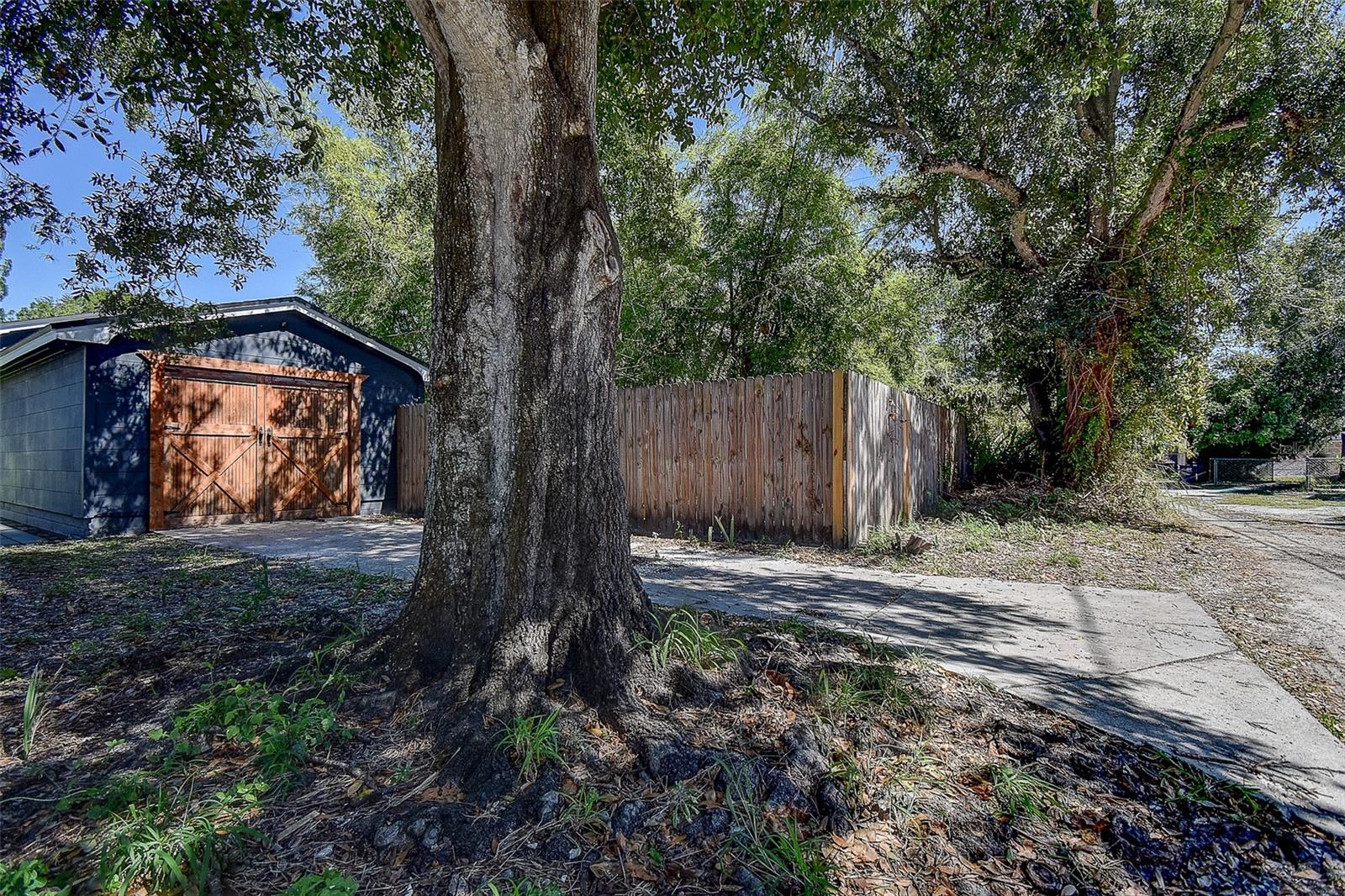HALLS CENTRAL AVE 3 - Residential
