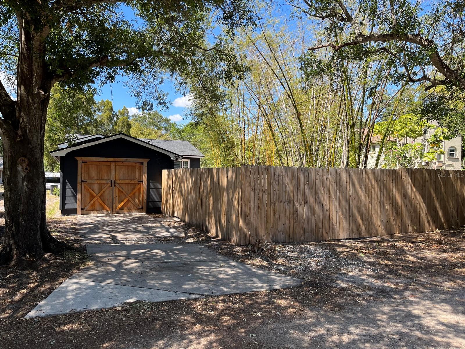 HALLS CENTRAL AVE 3 - Residential