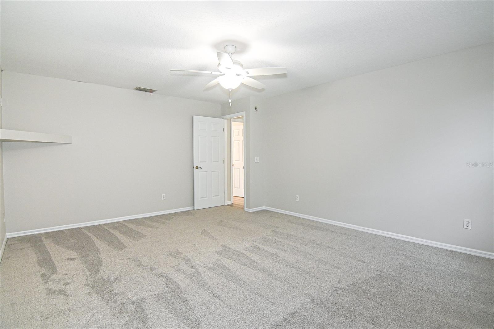 REFLECTIONS JULIANA - Residential