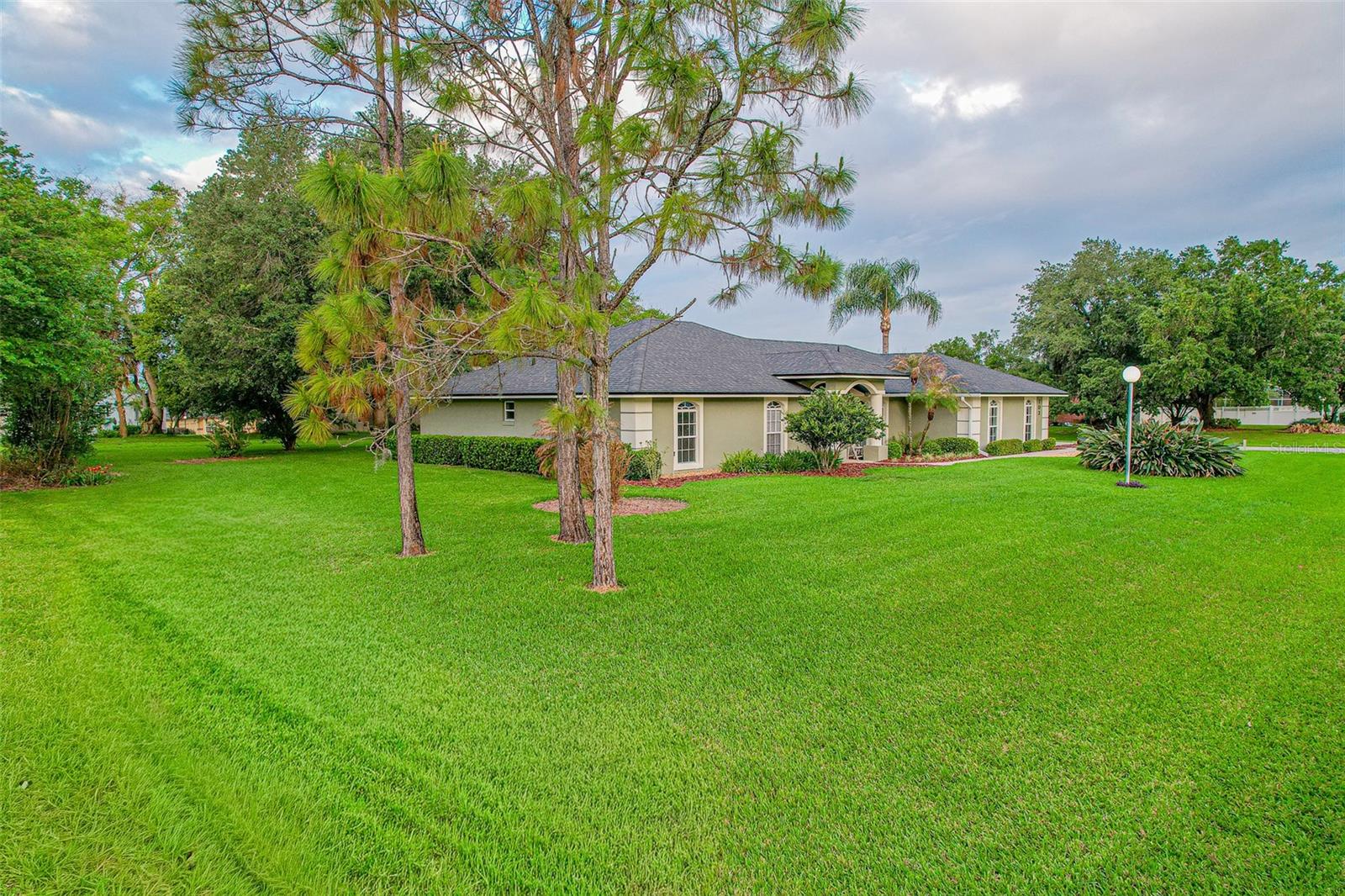 REFLECTIONS JULIANA - Residential