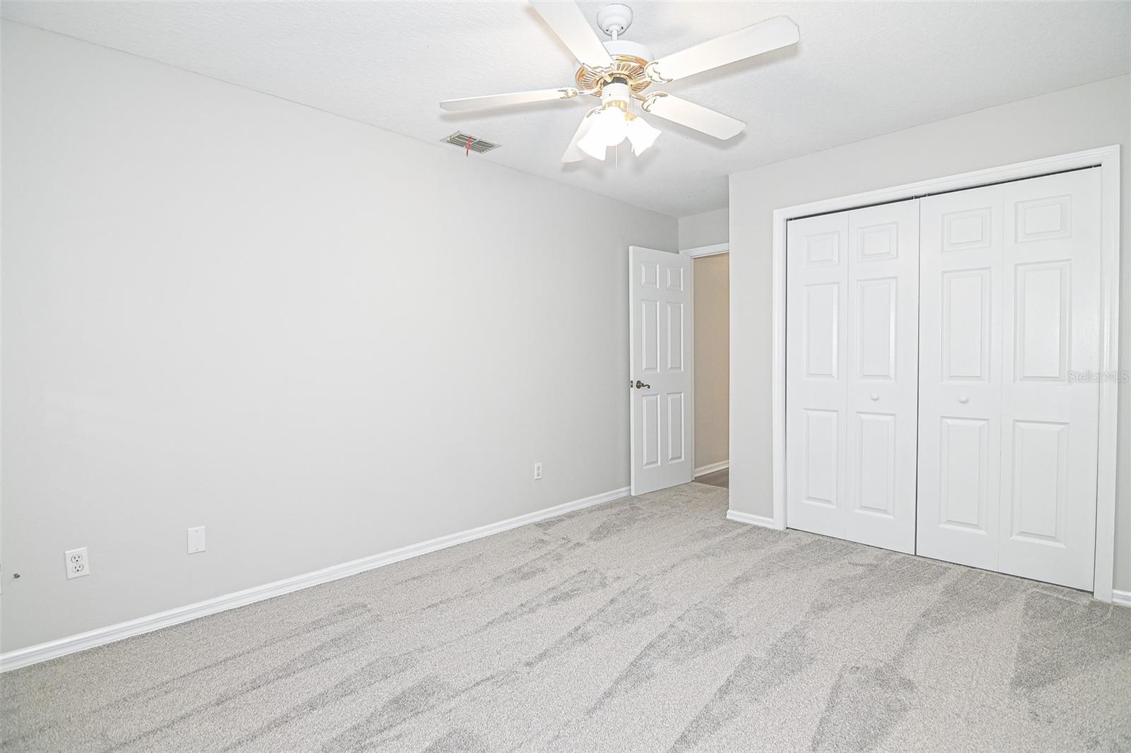 REFLECTIONS JULIANA - Residential