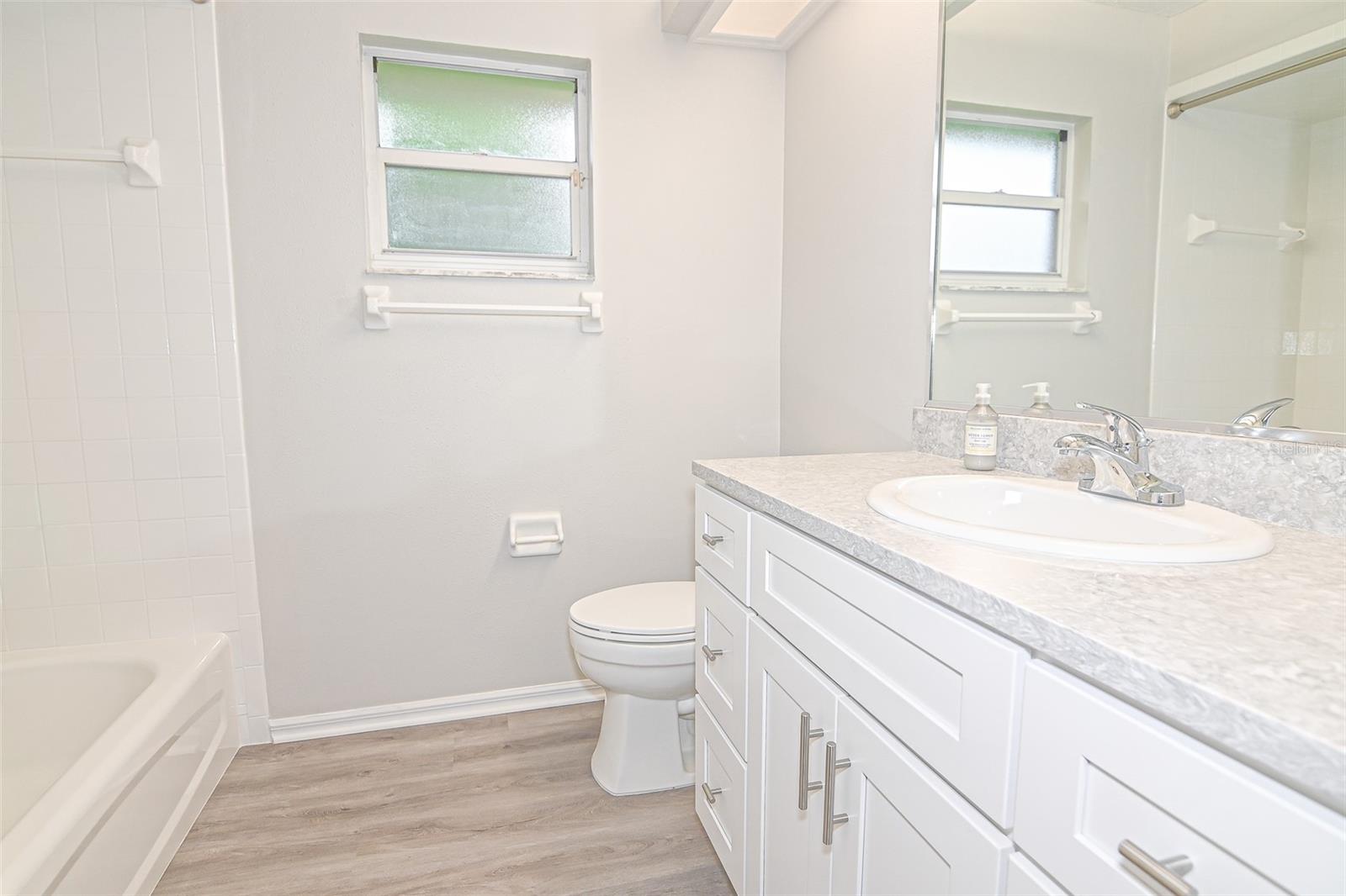 REFLECTIONS JULIANA - Residential