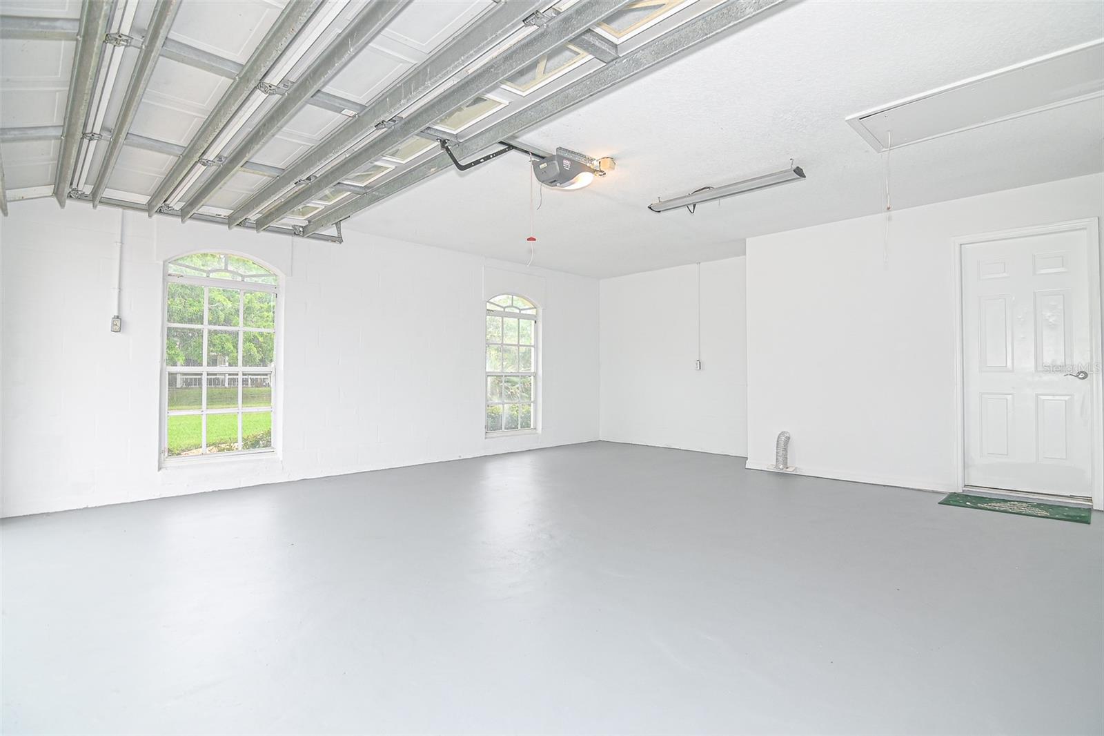 REFLECTIONS JULIANA - Residential