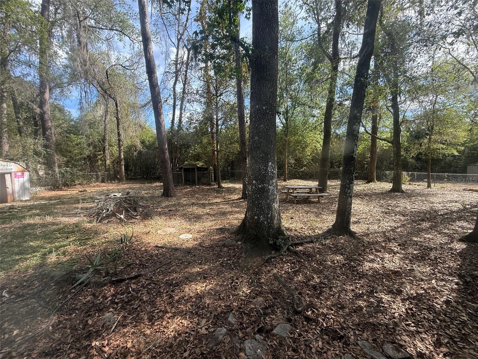 LAKEVIEW ESTATES - Residential