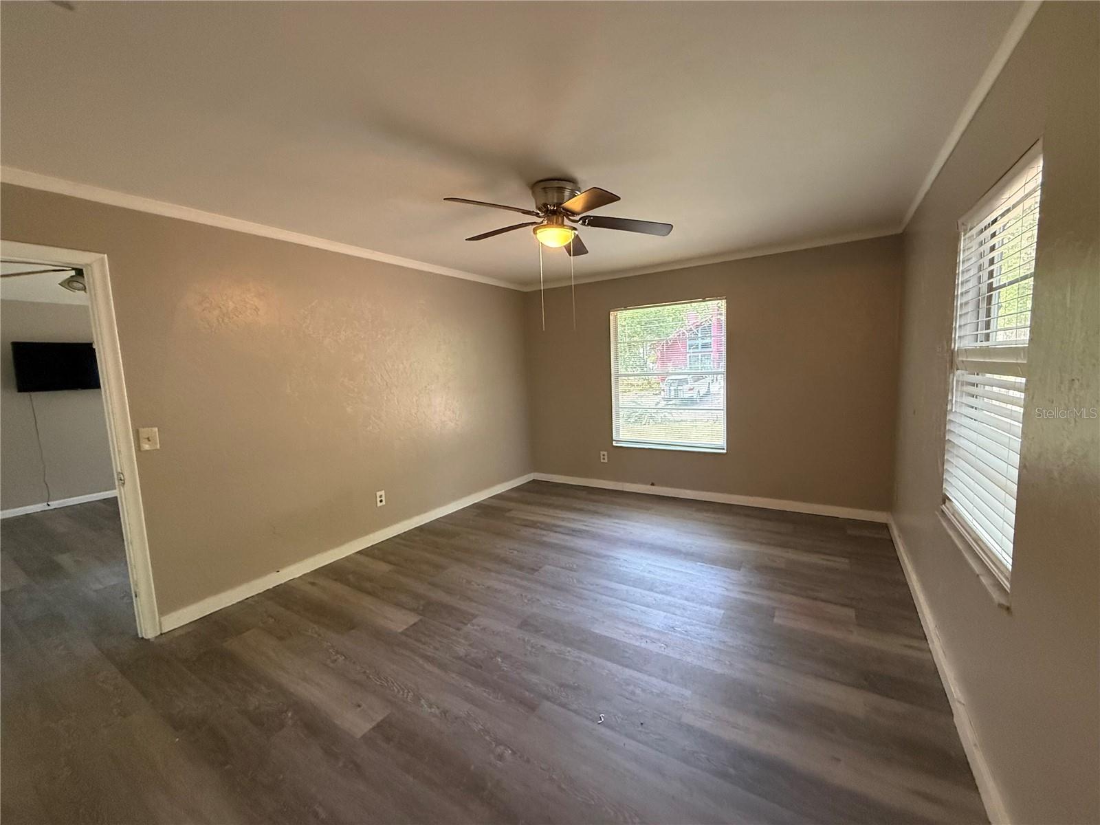 LAKEVIEW ESTATES - Residential