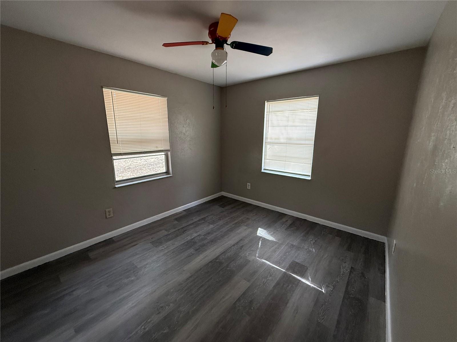 LAKEVIEW ESTATES - Residential