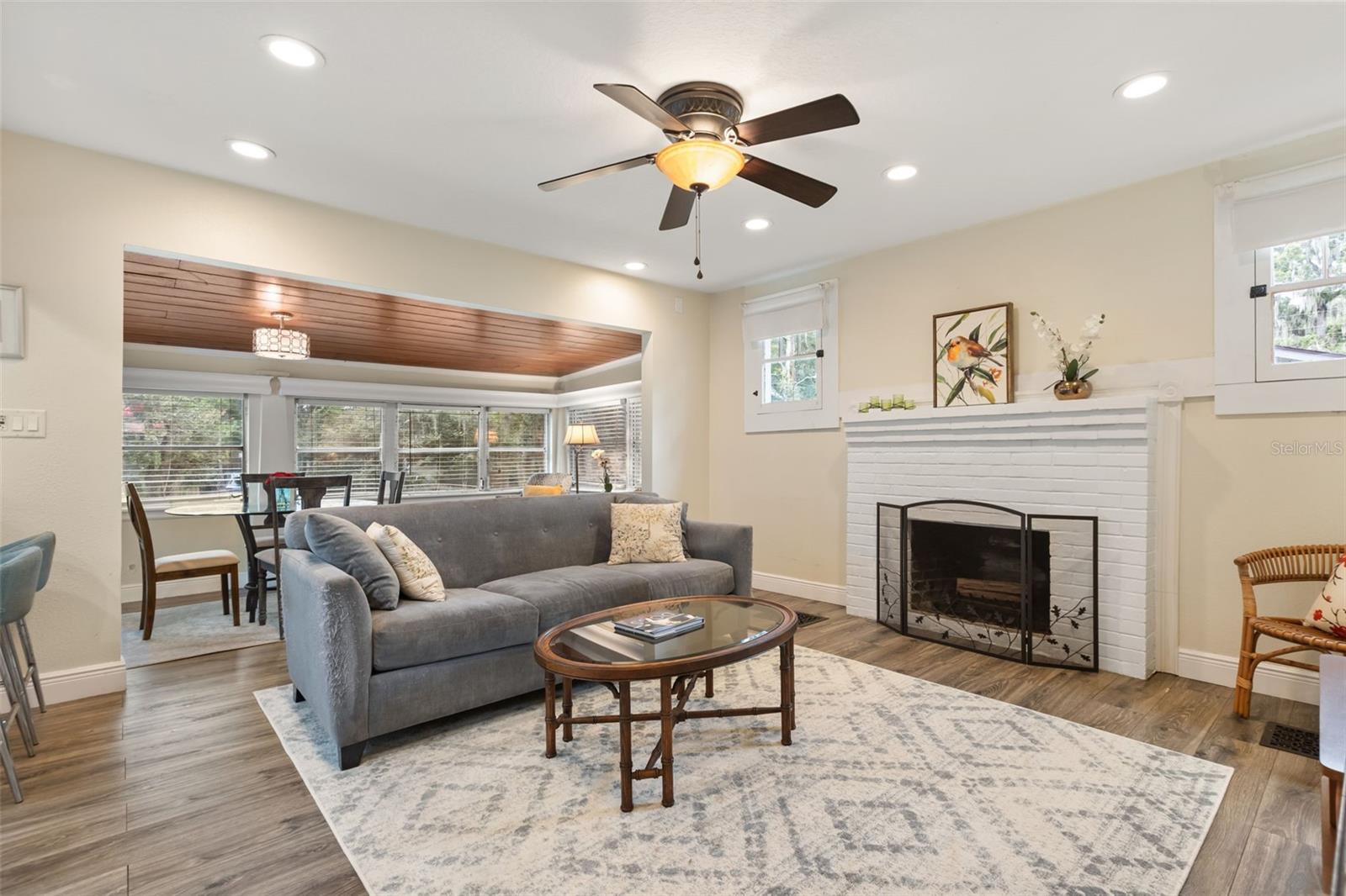 1213 NOBLE PLACE