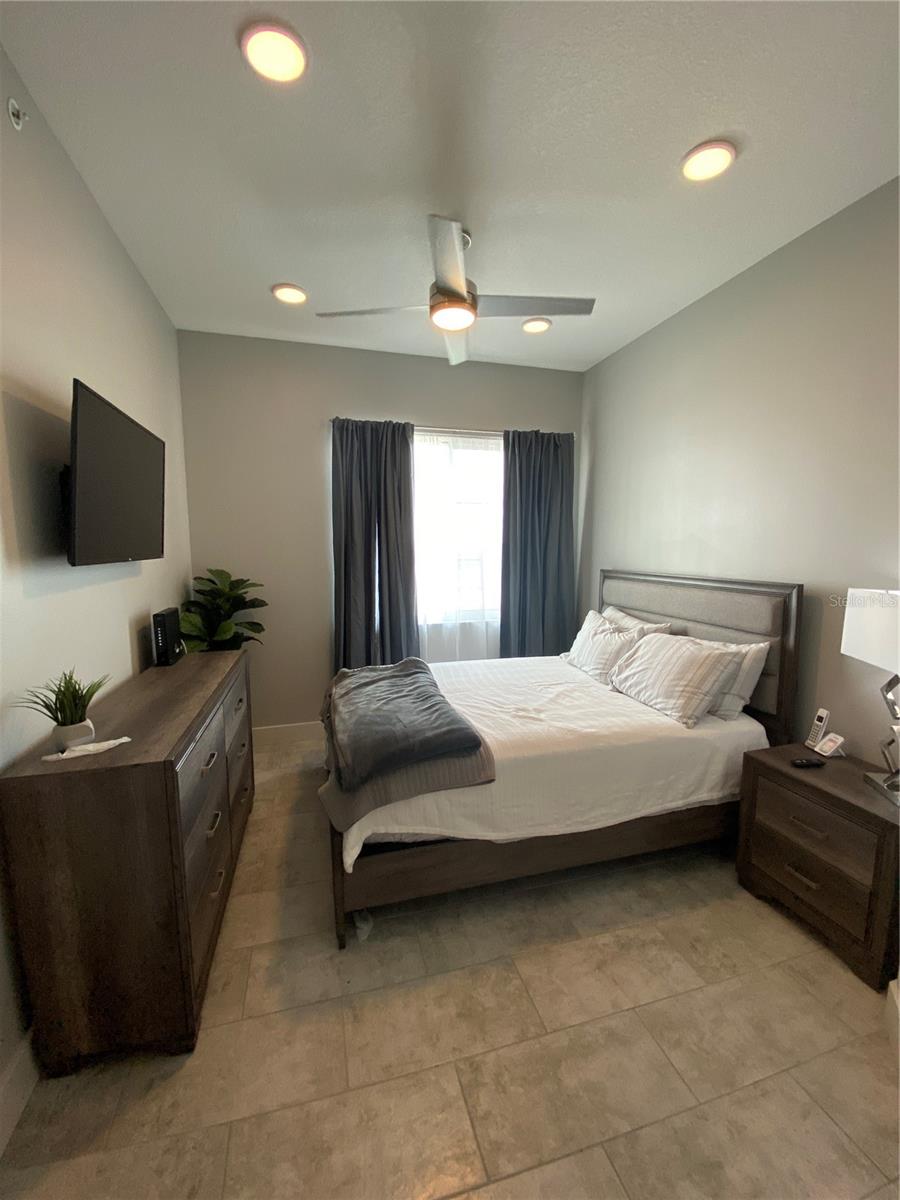 1500 STATE STREET - Residential