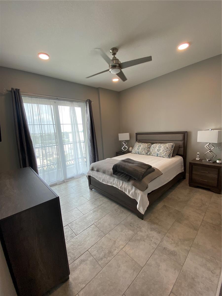 1500 STATE STREET - Residential