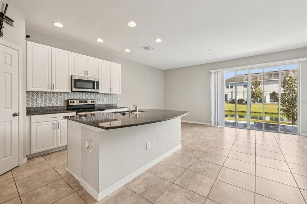 Photo of 7022 Summer Holly Place, Riverview, FL 33578 (MLS # TB8447499)