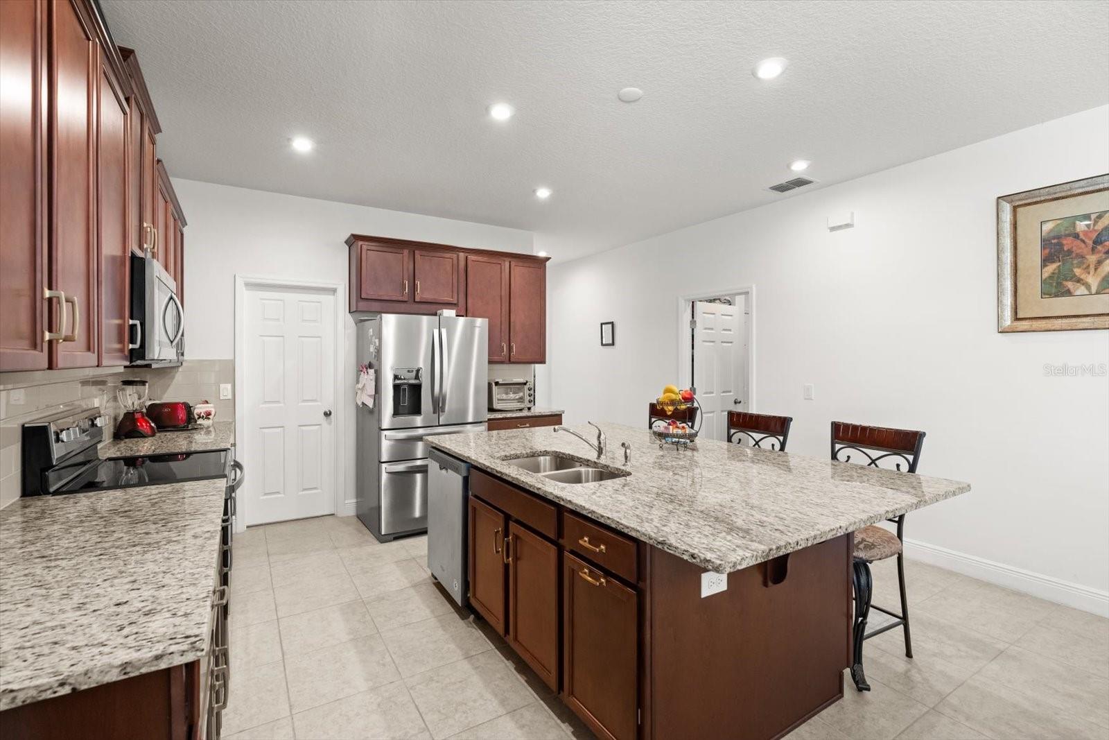 TAPESTRY PH 5 - Residential