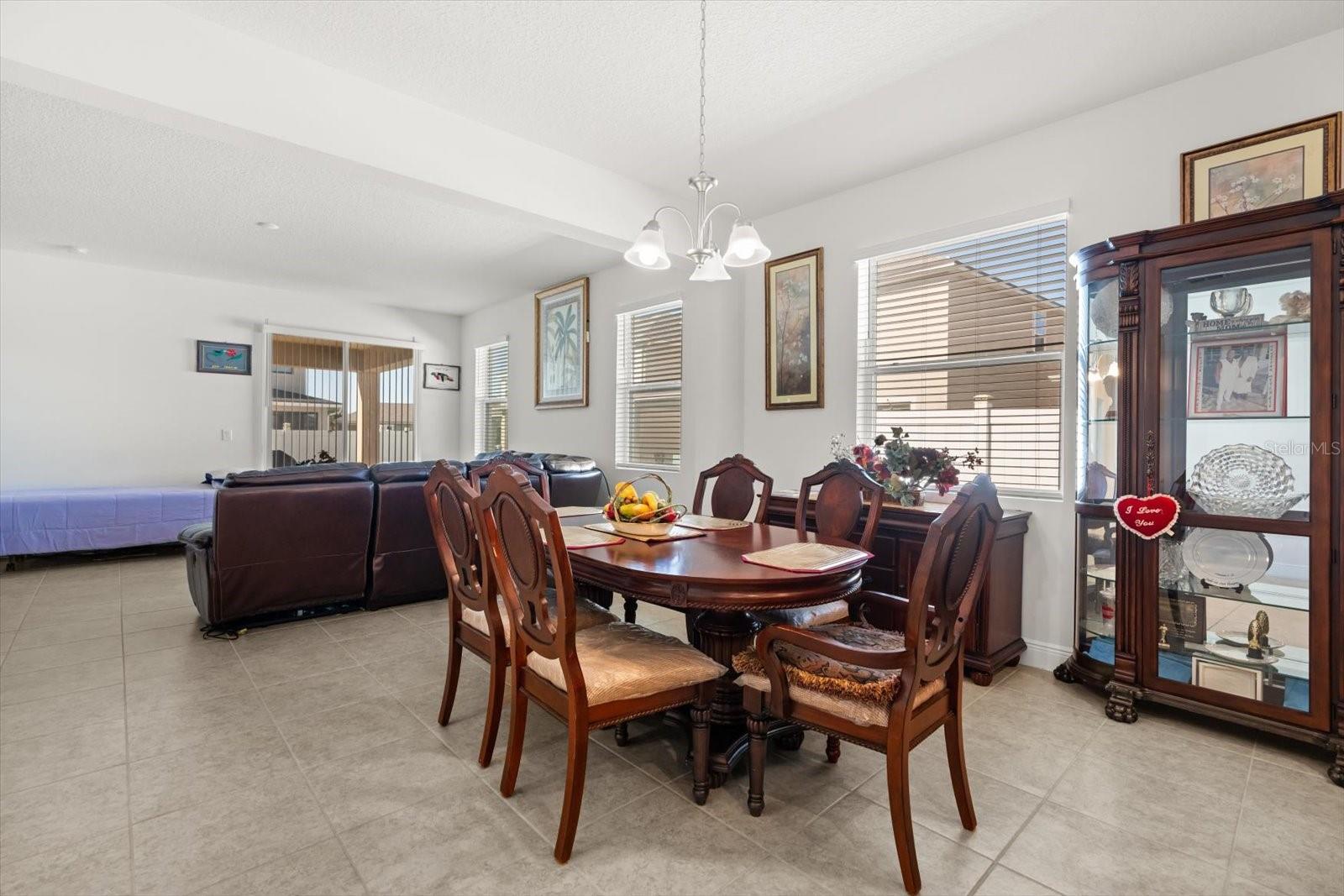 TAPESTRY PH 5 - Residential