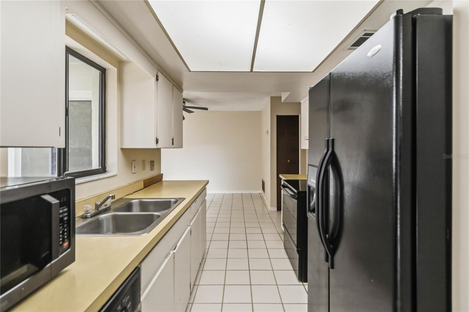 SKY LARK SUB - Residential