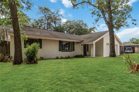 Photo of 1508 Canary Street, Longwood, FL 32750 (MLS # O6402841)