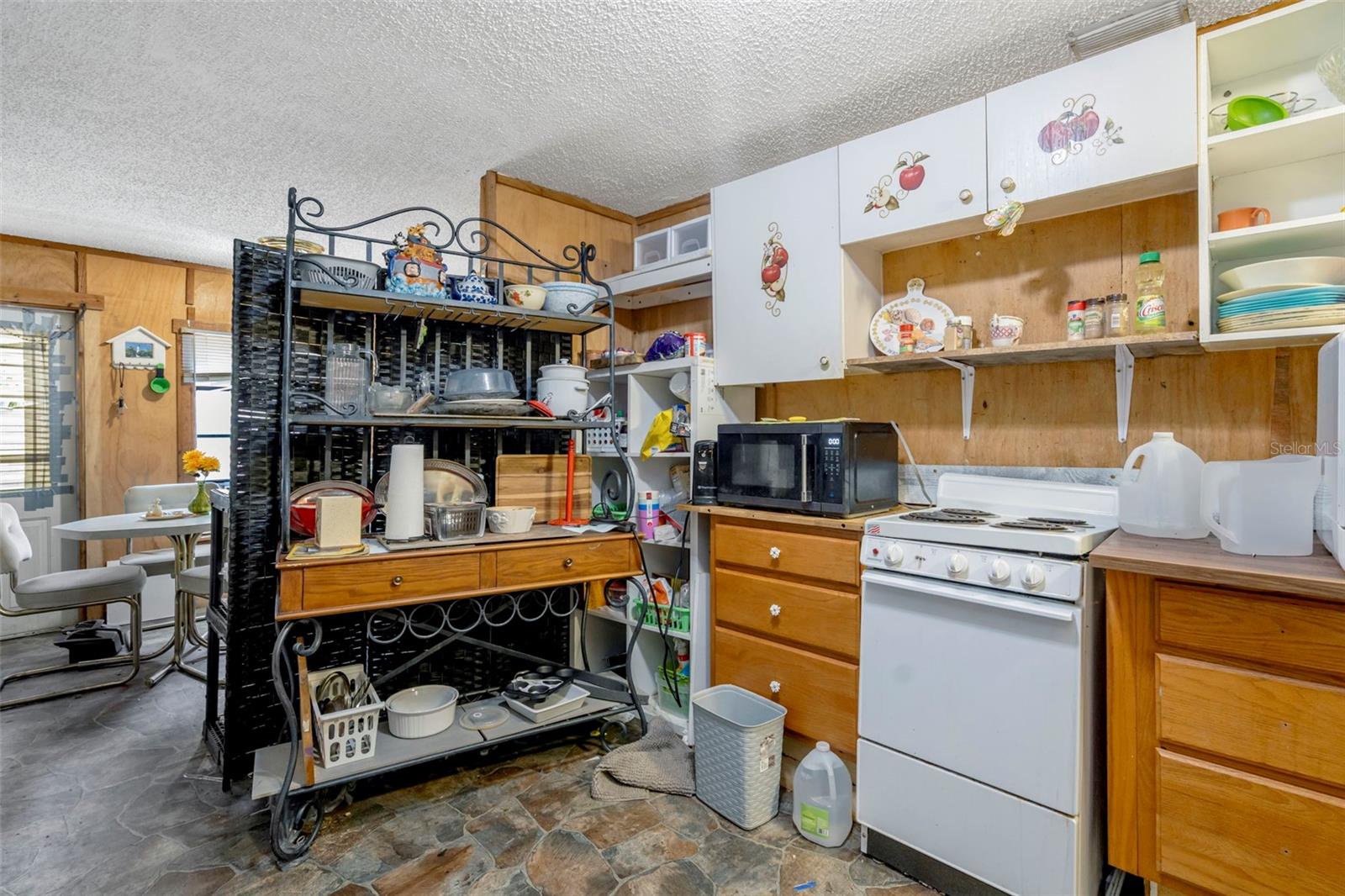 MEADOWBROOK TRAILER ESTATES - Residential