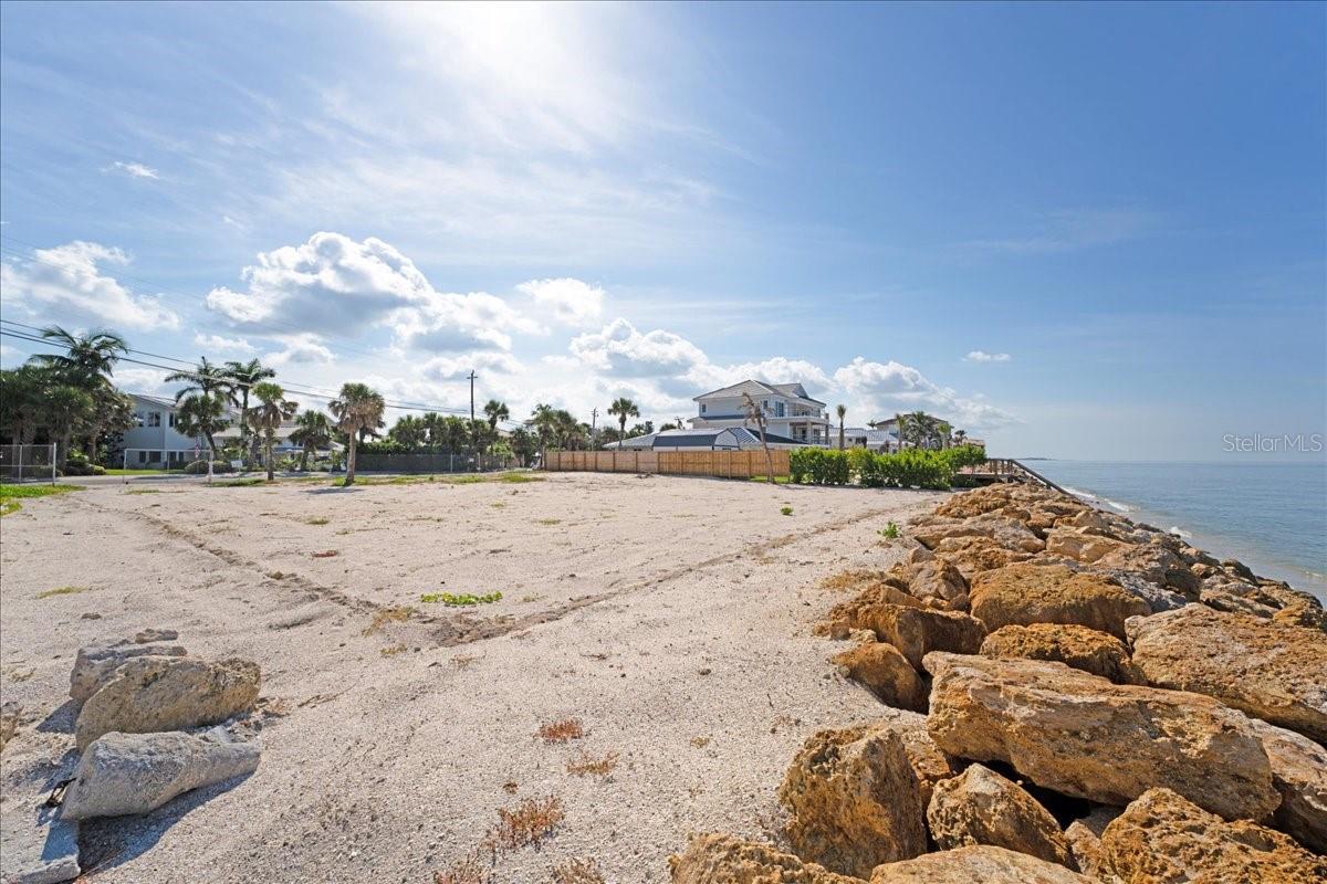 ACREAGE & UNREC - Land