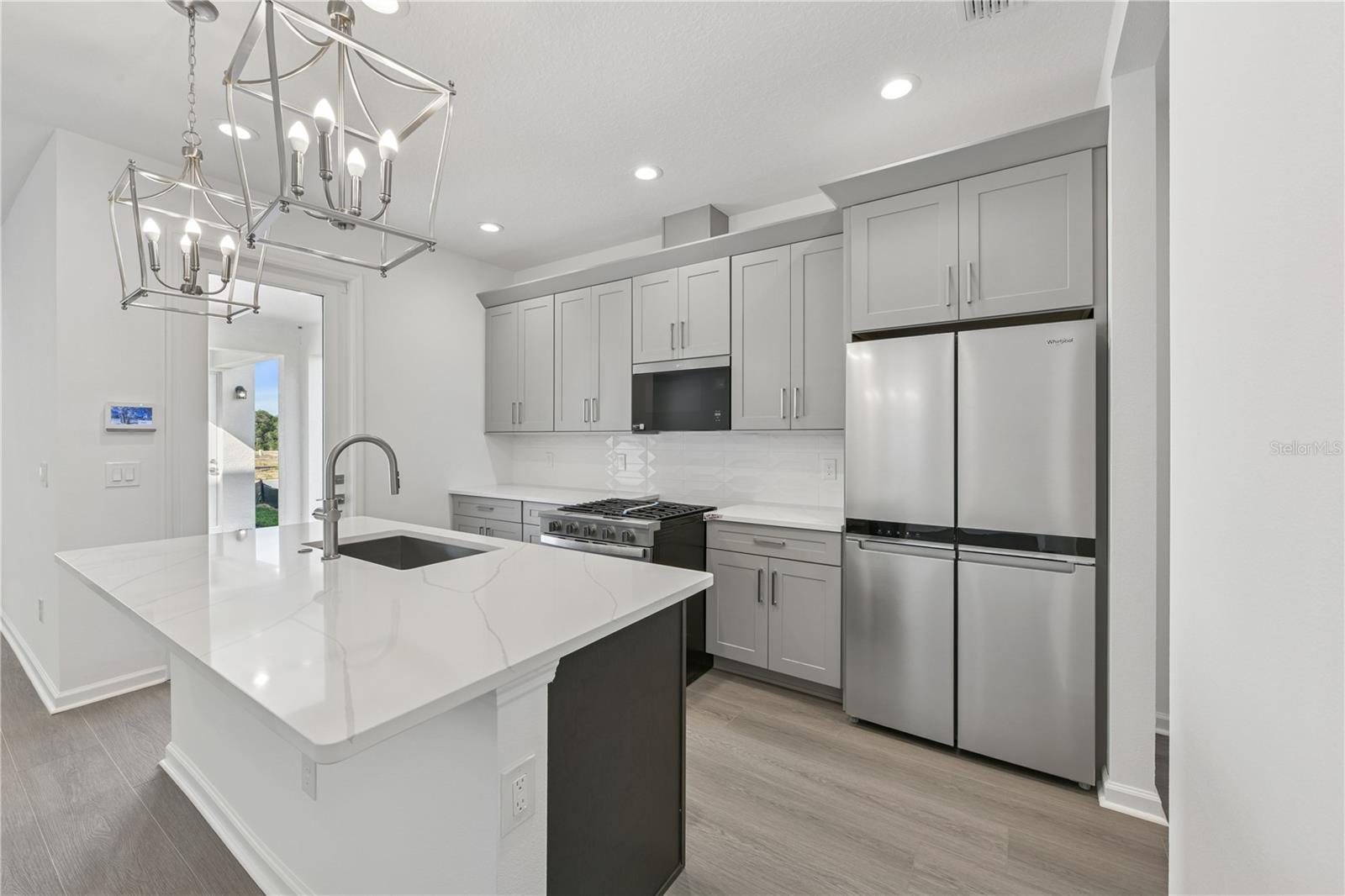 2604 LONG PINE AVENUE