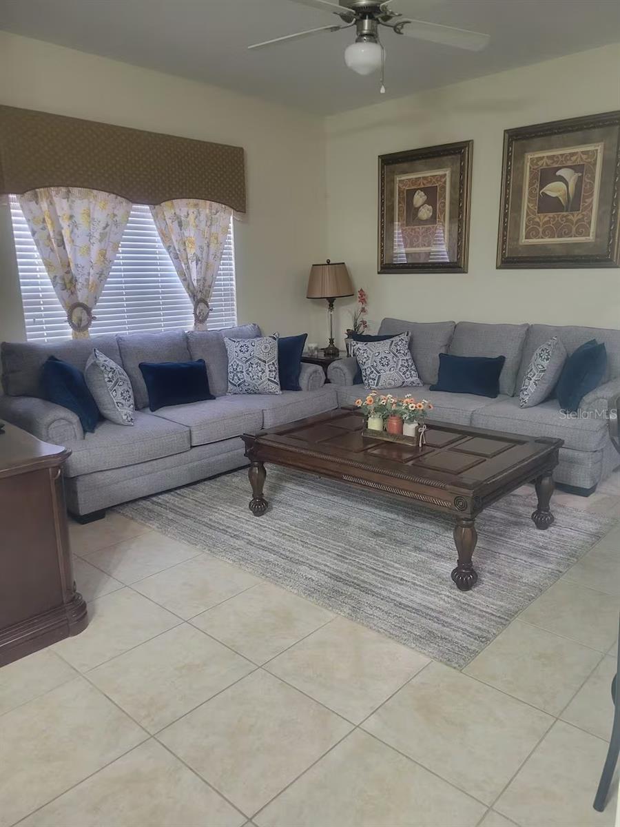 PARADISE PALMS RESORT PH 1 - Residential