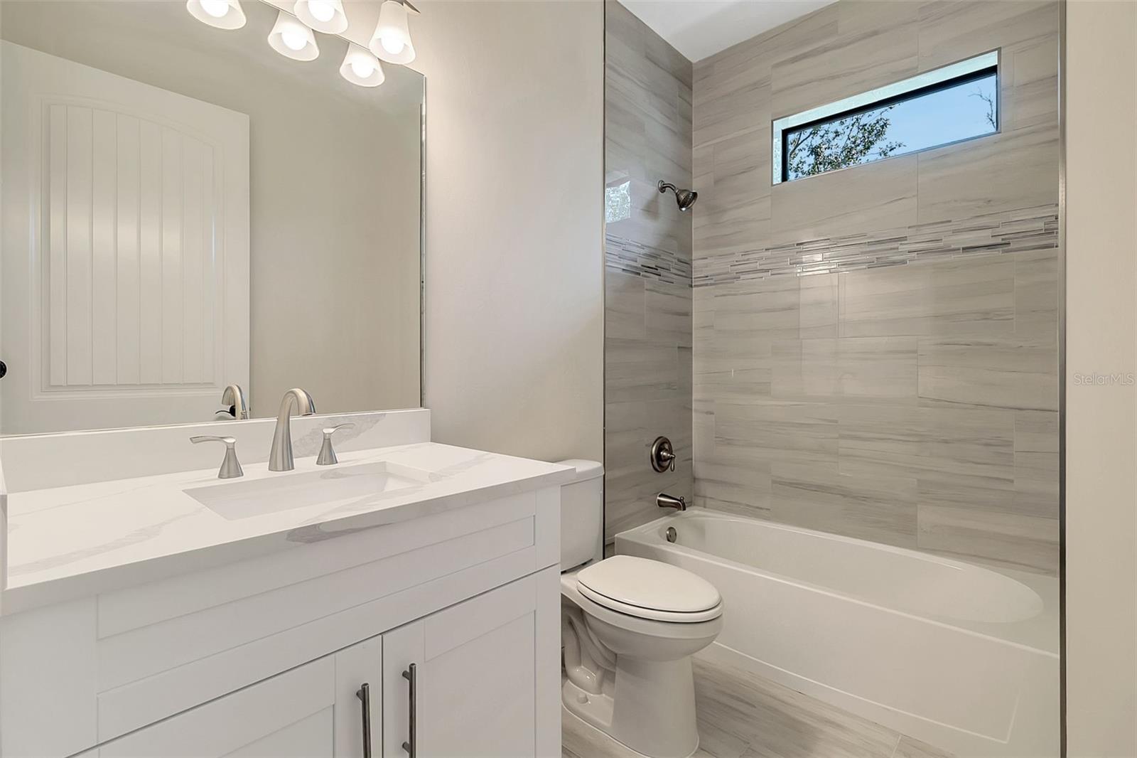 CHARLOTTE RANCHETTES - Residential