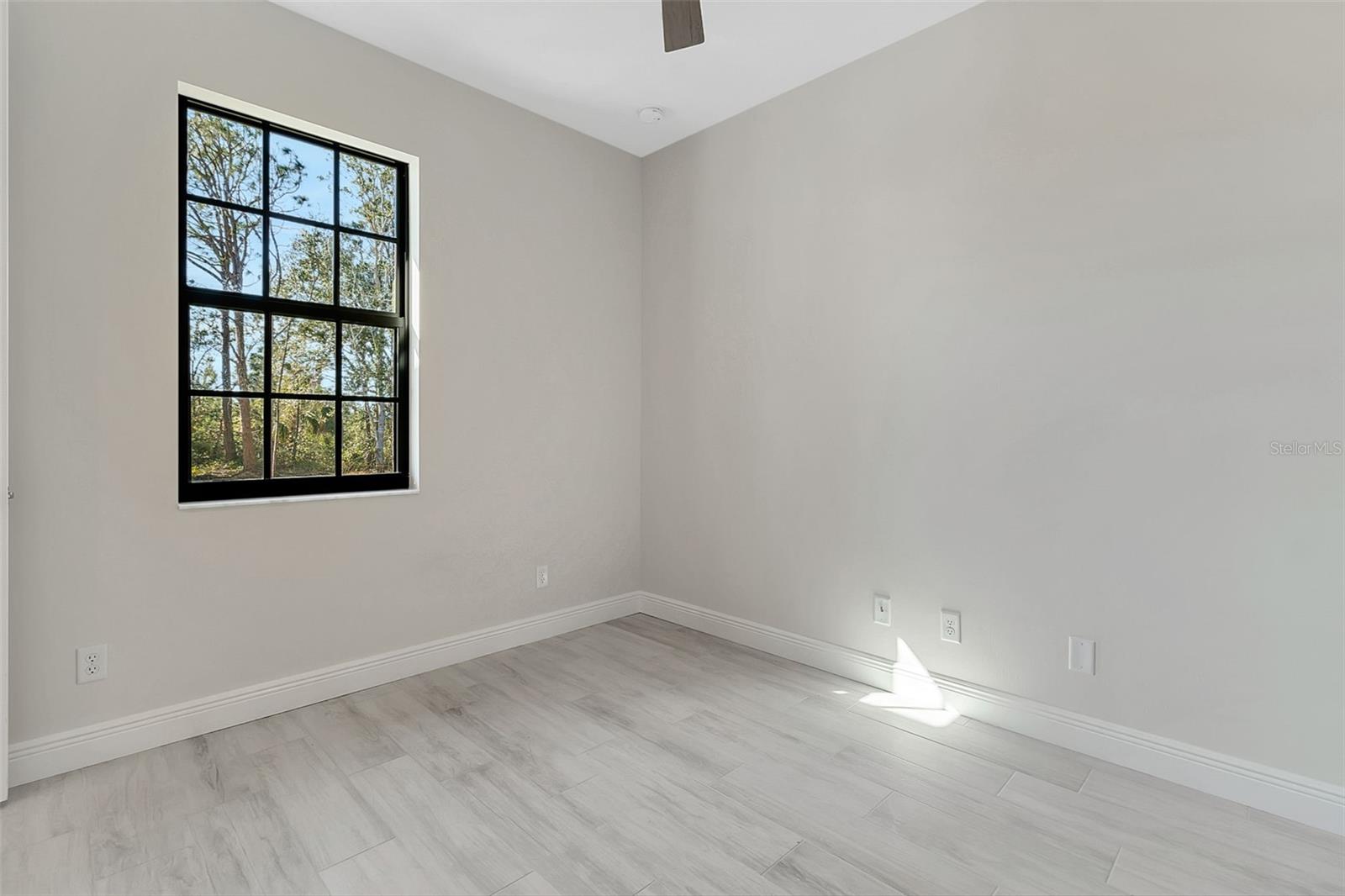 CHARLOTTE RANCHETTES - Residential