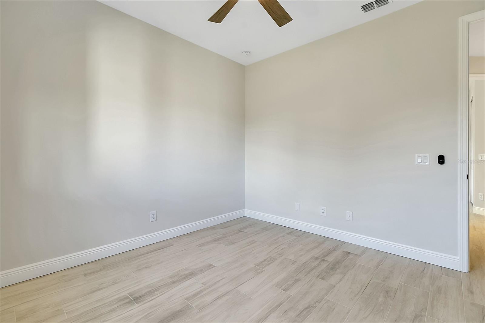 CHARLOTTE RANCHETTES - Residential