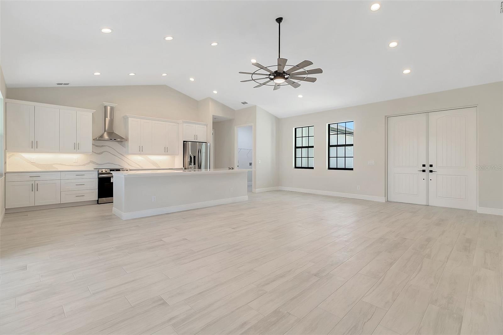 CHARLOTTE RANCHETTES - Residential