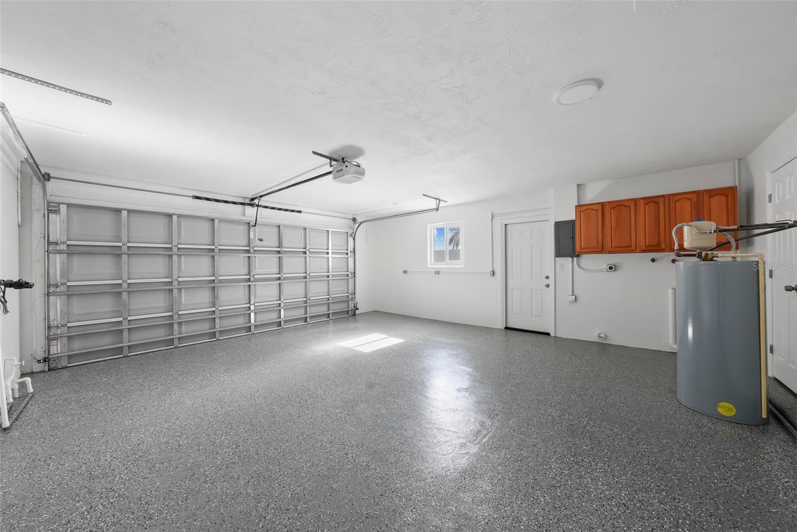 RIDGEWOOD - Residential