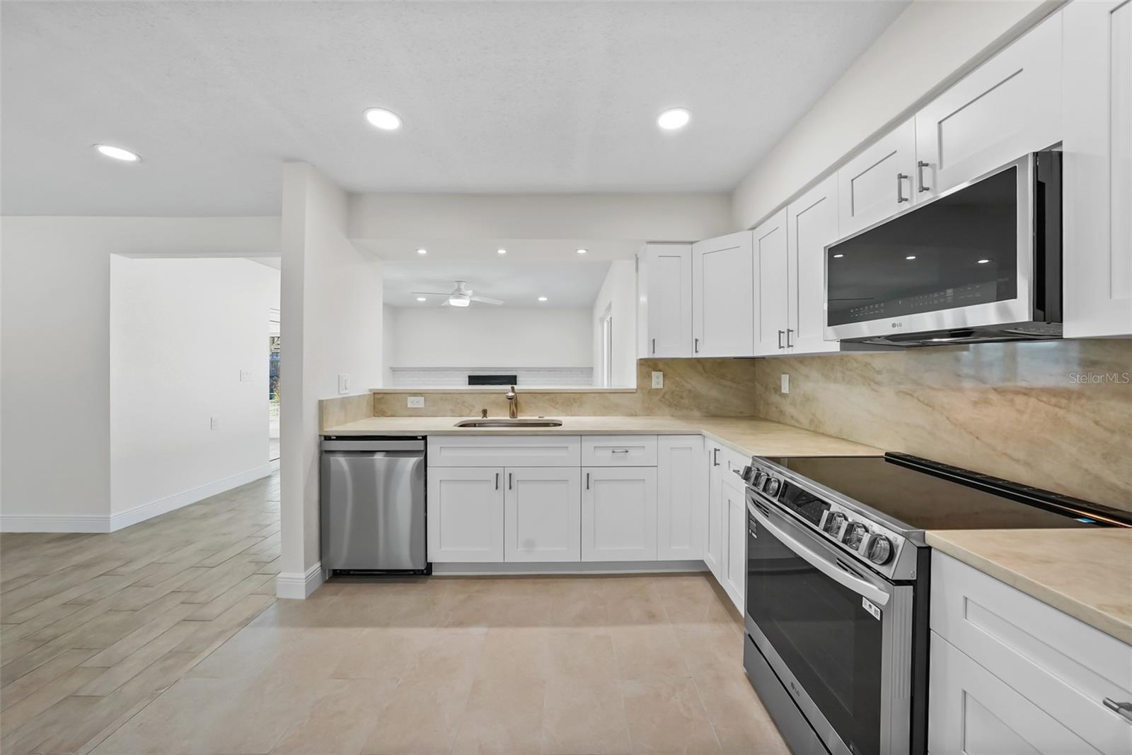 RIDGEWOOD - Residential