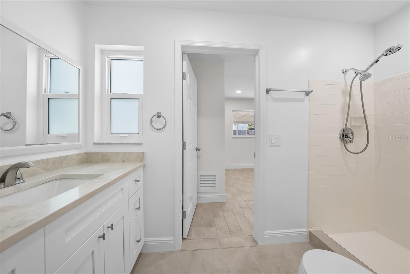 RIDGEWOOD - Residential