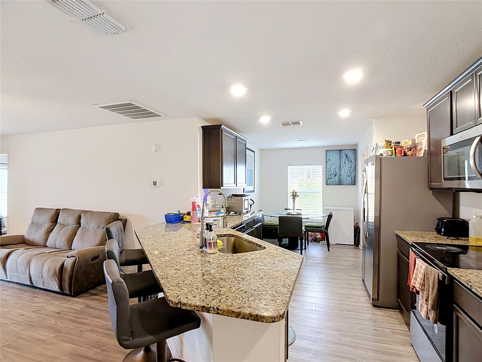 1741 CANAAN LOOP