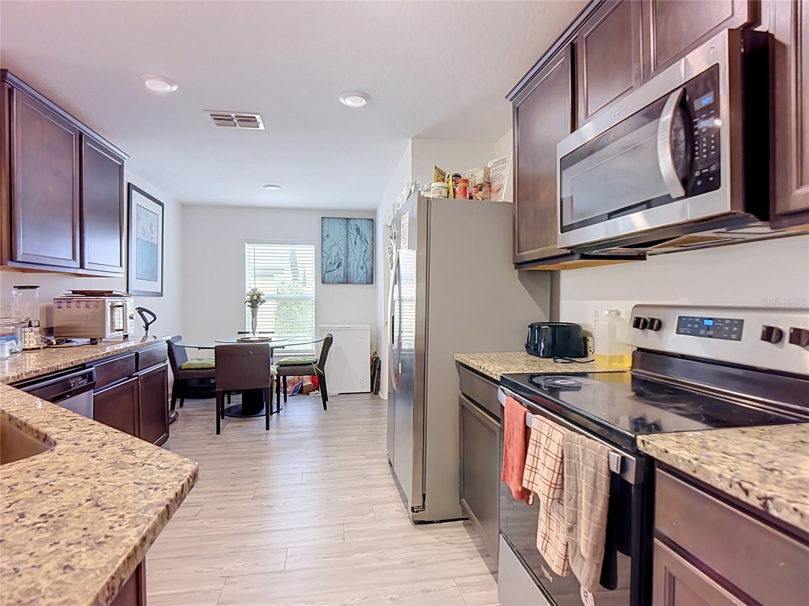 1741 CANAAN LOOP